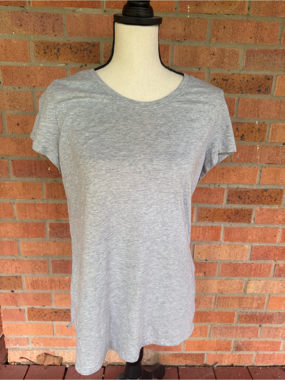 No Boundaries Light Gray Short Sleeve Tee